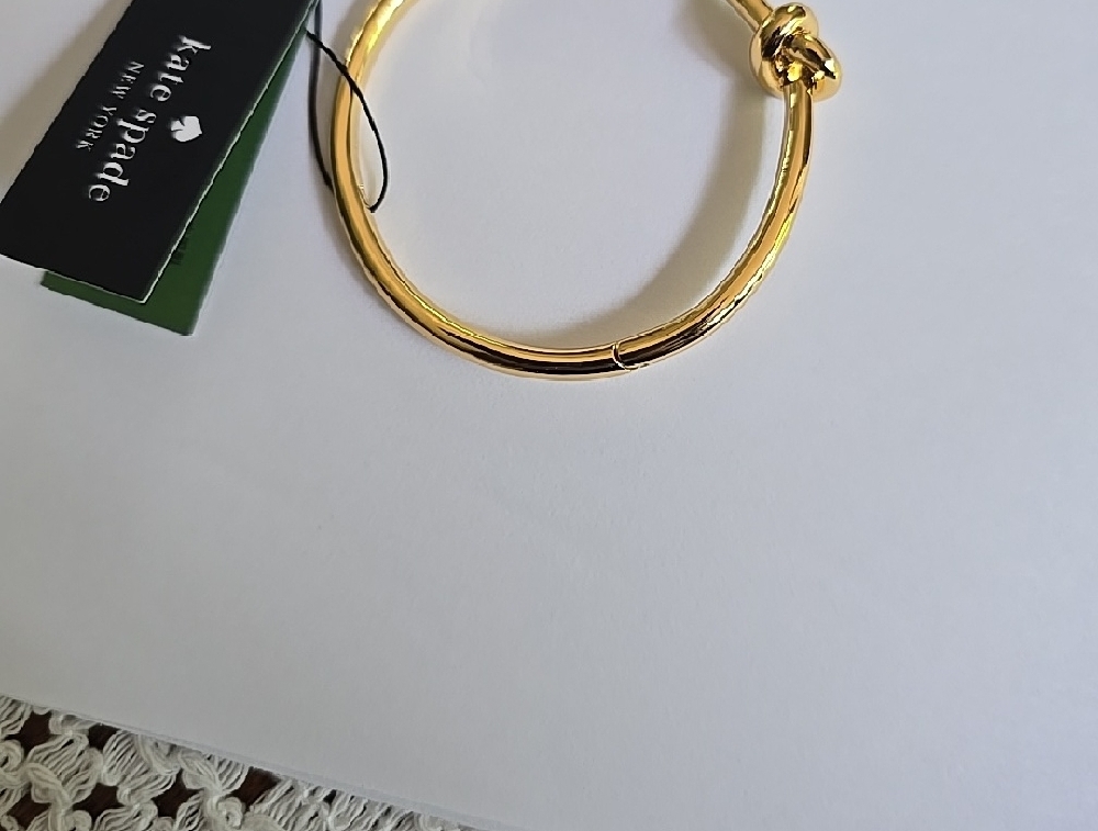 Kate Spade Gold Knot Bracelet NWT - Picture 3 of 8